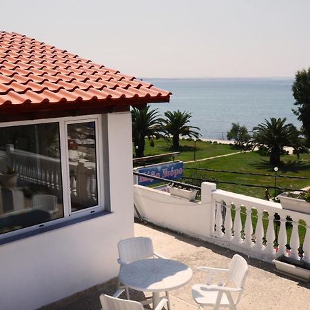 Hotel Cavo D' Oro Nea Moudania Exterior foto
