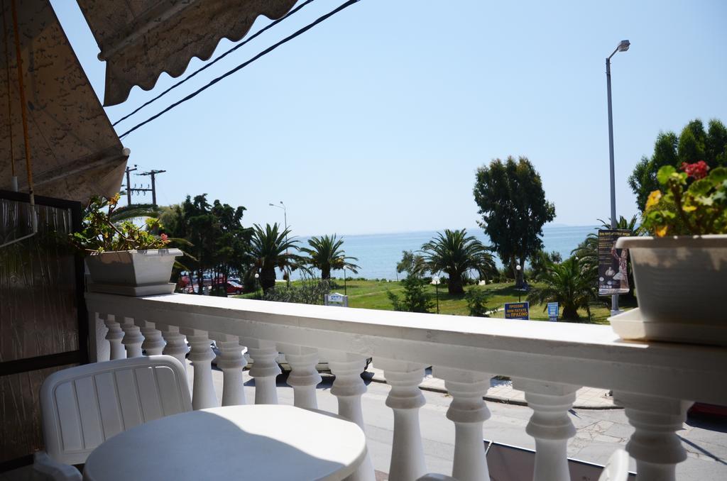 Hotel Cavo D' Oro Nea Moudania Exterior foto